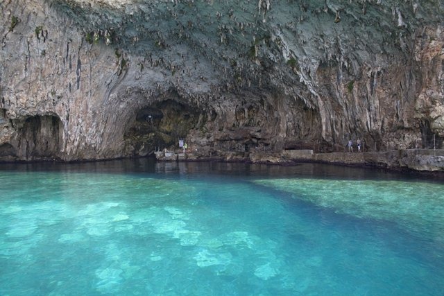 The Zinzulusa cave
